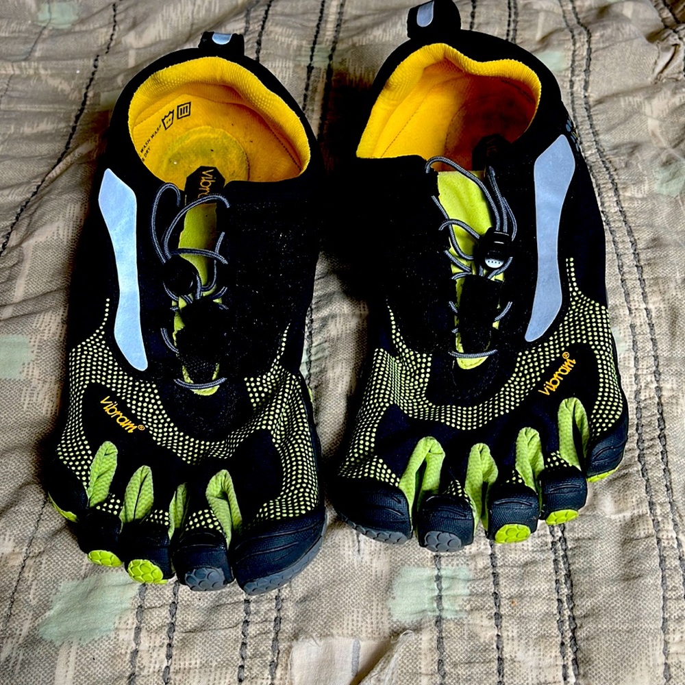 Vibram FiveFingers TrekSport Men's M3581 sz45 **FREE SHIPPING!!!